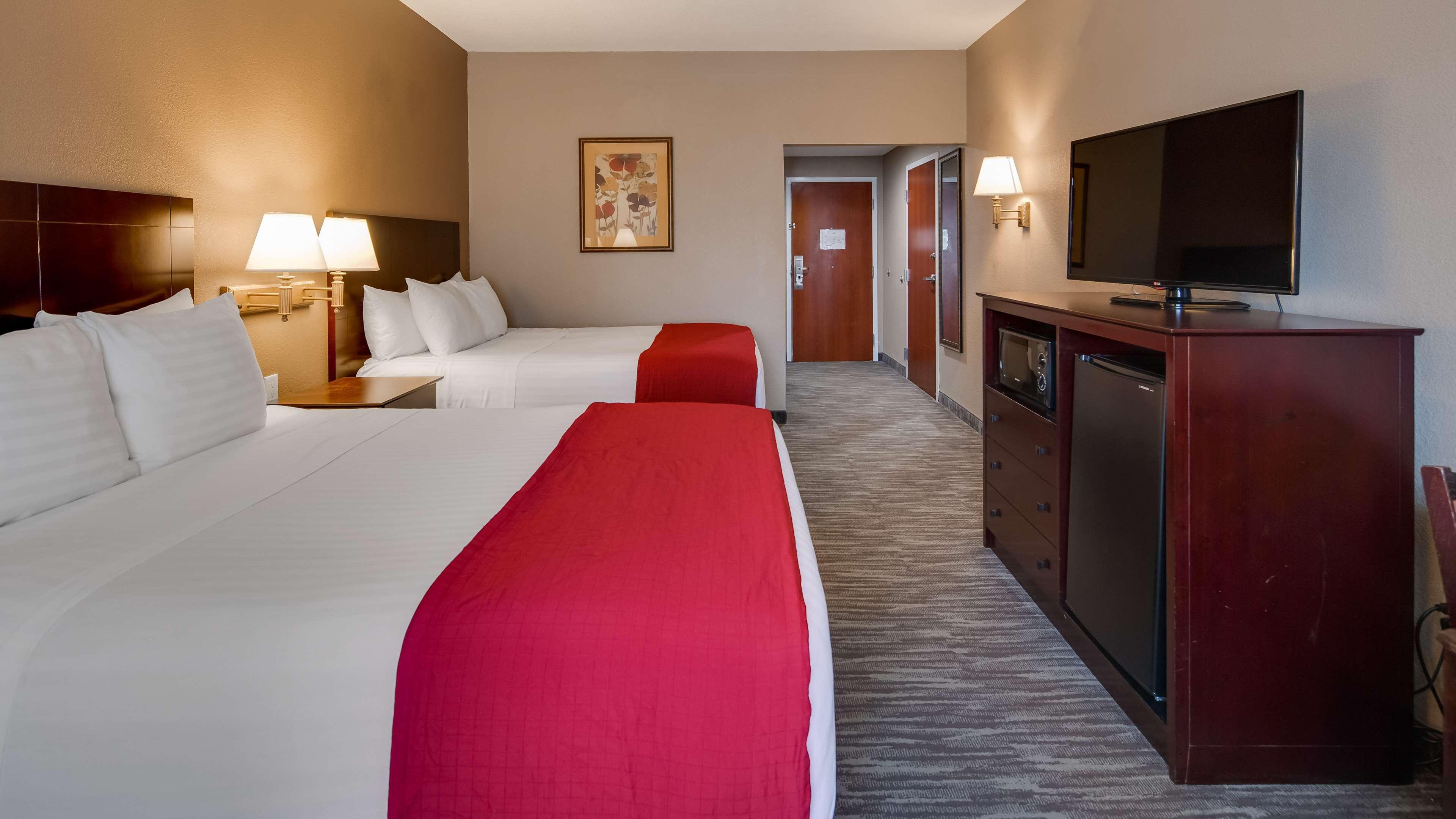 Best Western Dayton Inn & Suites Exterior photo